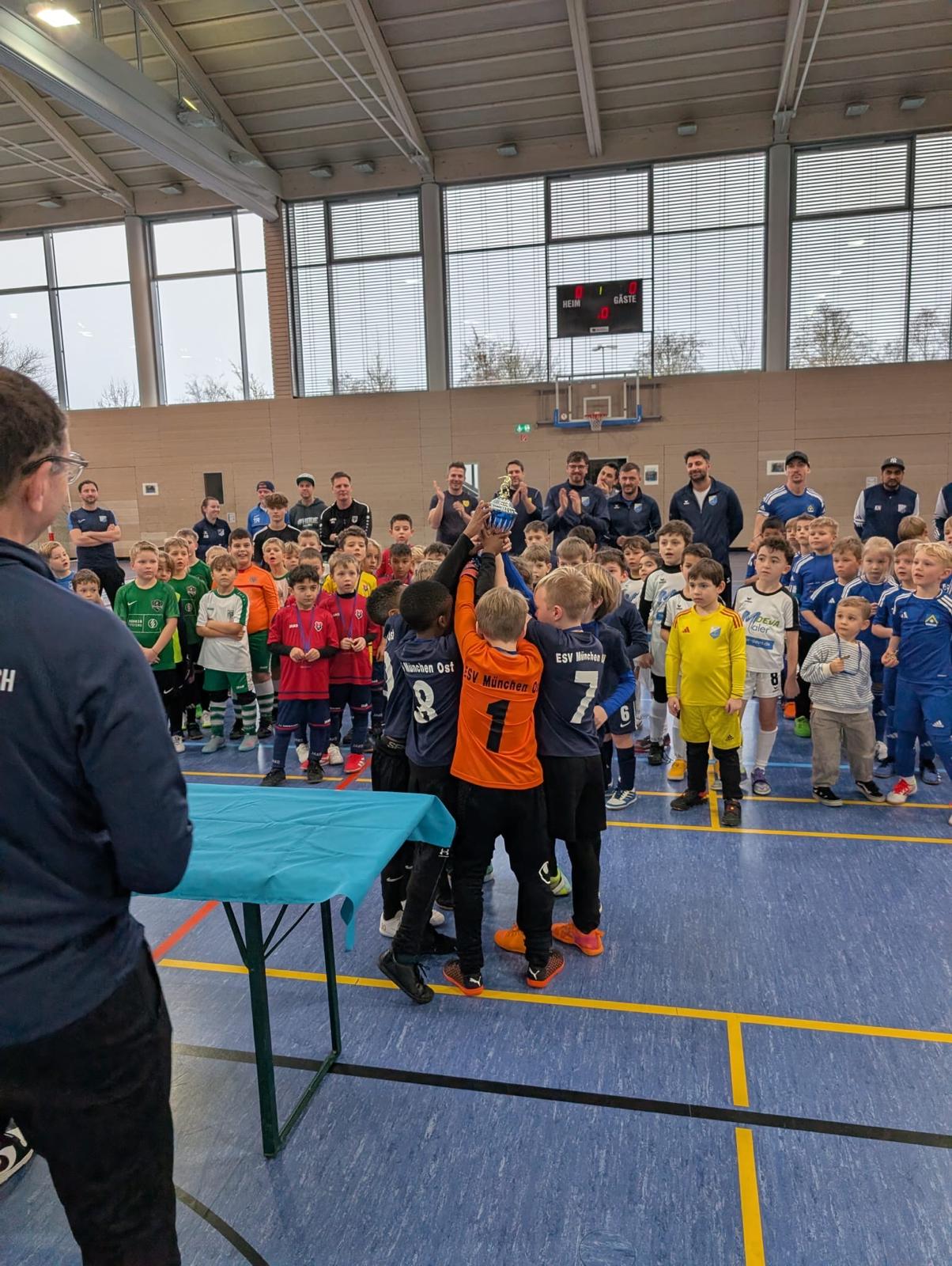 Turniersieger U8 bei SG Asdchheim Dornach